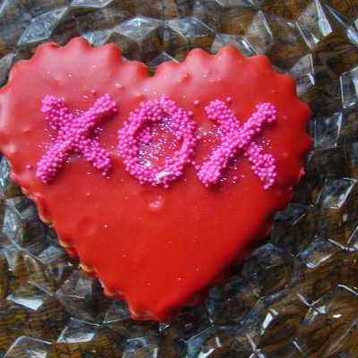 Valentine's Day XOXO heart $4.00